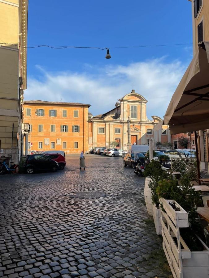 Lux Me - Terrace View Trastevere Apartment